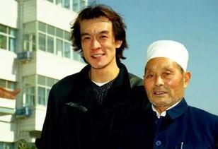 王家老爷子爆料大全视频,揭秘家族往事与传奇故事  第2张 王家老爷子爆料大全视频,揭秘家族往事与传奇故事  第2张