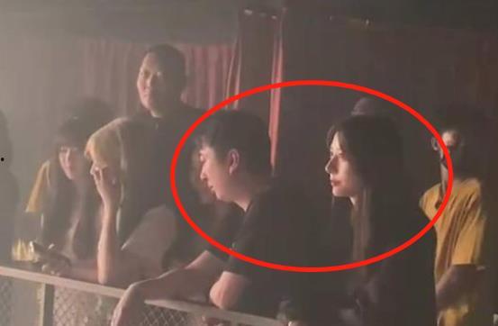 善堂网红吃瓜事件视频播放,视频播放引发热议,真相究竟如何?  第3张 善堂网红吃瓜事件视频播放,视频播放引发热议,真相究竟如何?  第3张