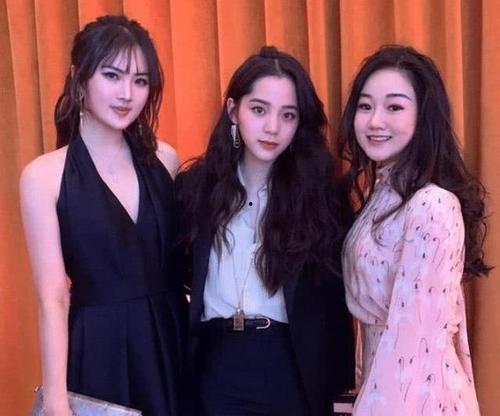 二公主最新爆料视频,幕后真相大起底!  第2张 二公主最新爆料视频,幕后真相大起底!  第2张